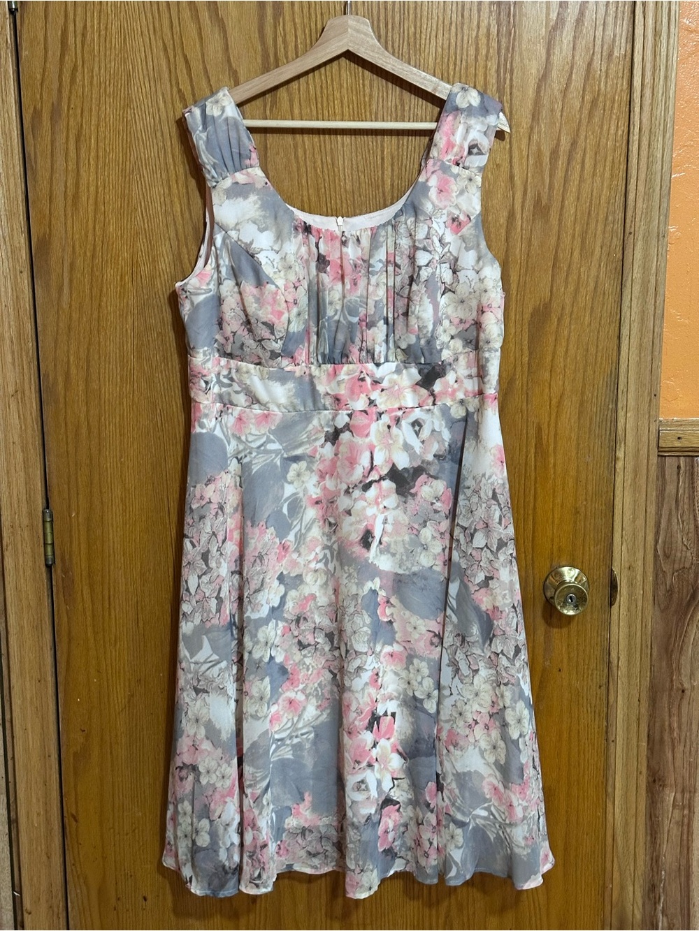 Signature Ella sz 16W Sleeveless Floral A-Line Dress in Pink and Gray